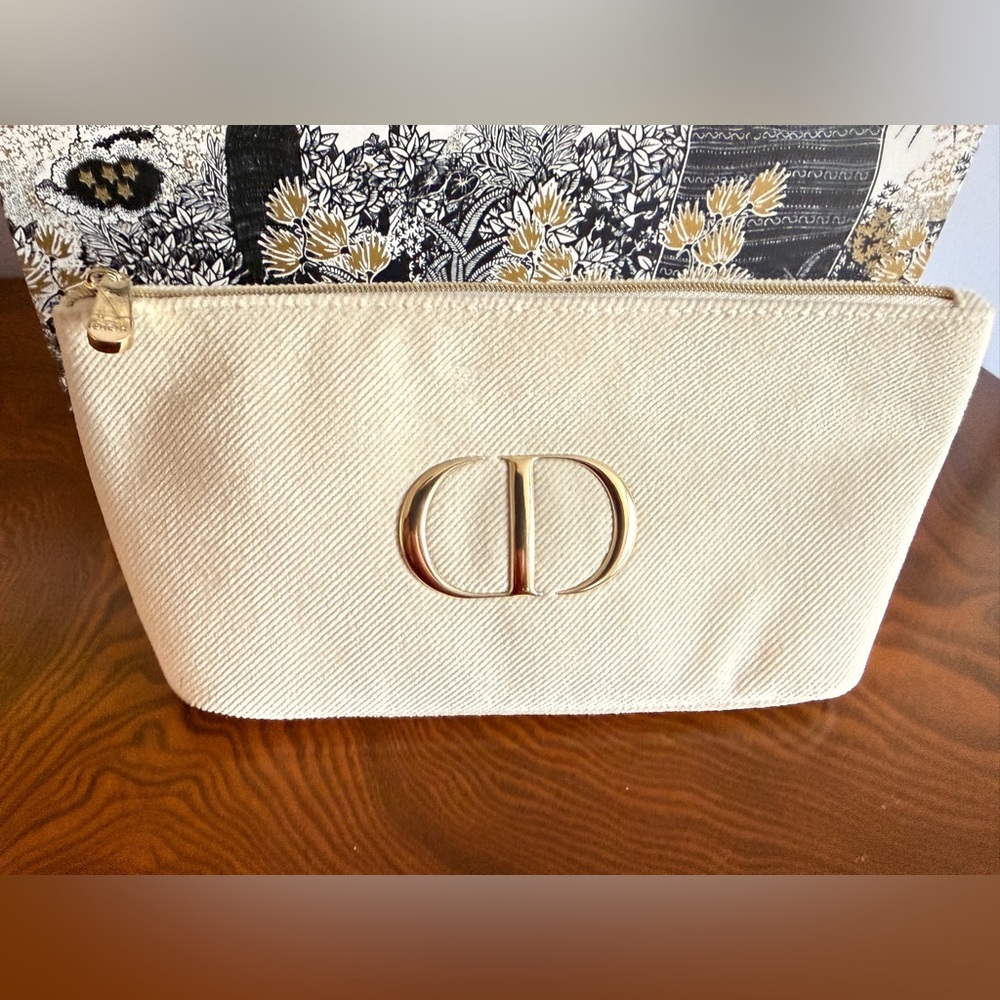 Three items:Authentic Dior Gray and Silver Embellished Strap and other two - Picture 11 of 16